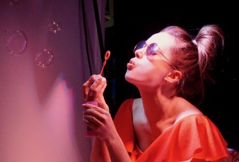 Divadlo Za sklem - Petra Šimberová