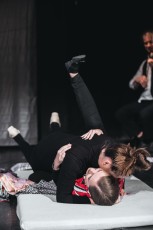 Zpráva z první linie - Petra Šimberová, Tamara Dikyová, Antonín Bukovský