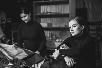 Zpráva z první linie - Eva Ventrubová, Petra Šimberová