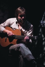 Zpráva z první linie - Kamil Mikulčík