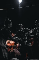 Zpráva z první linie - Petra Šimberová, Tamara Dikyová, Eva Ventrubová