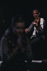 Zpráva z první linie -Petra Šimberová, Antonín Bukovský