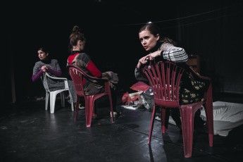 Zpráva z první linie - Eva Ventrubová, Tamara Dikyová, Petra Šimberová